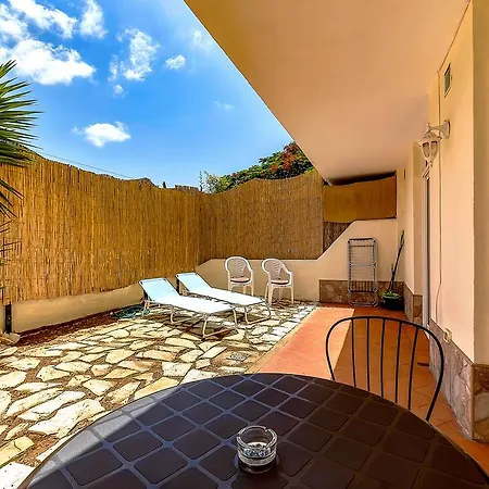 Paraiso 12mpa42 Apartman *